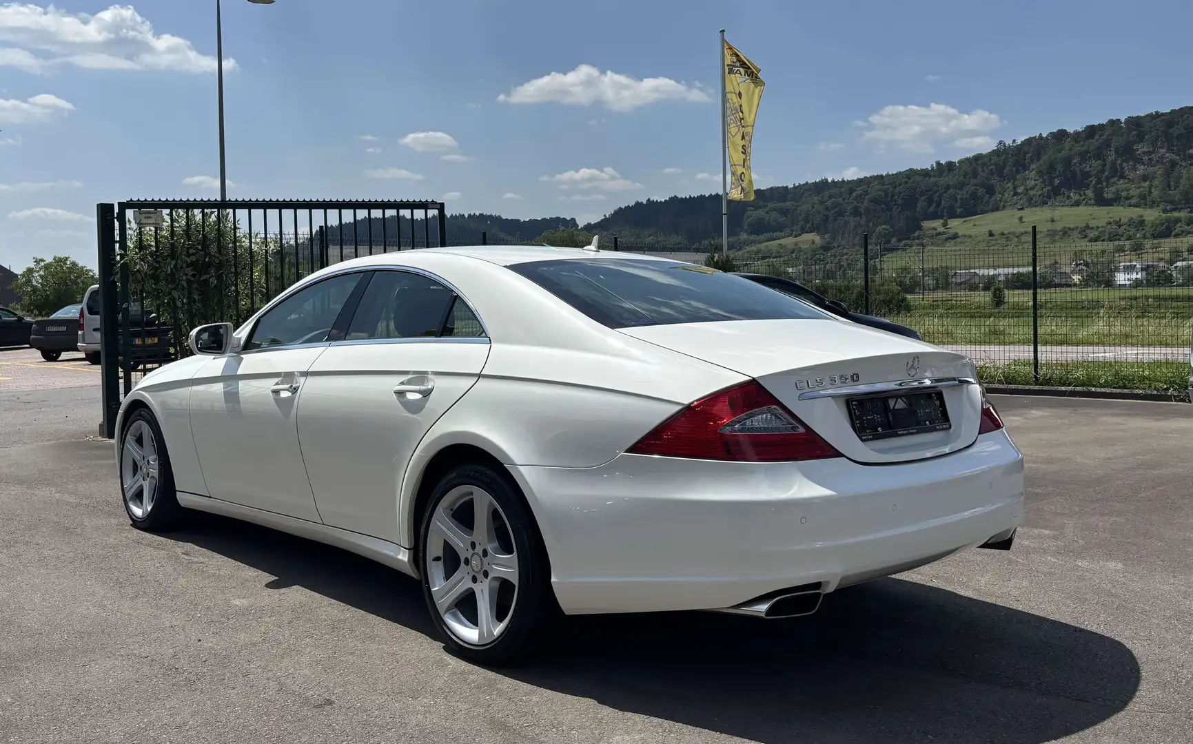 Mercedes-Benz CLS 350 CGI 7G-TRONIC Coupé **35.000km** Biały - 2