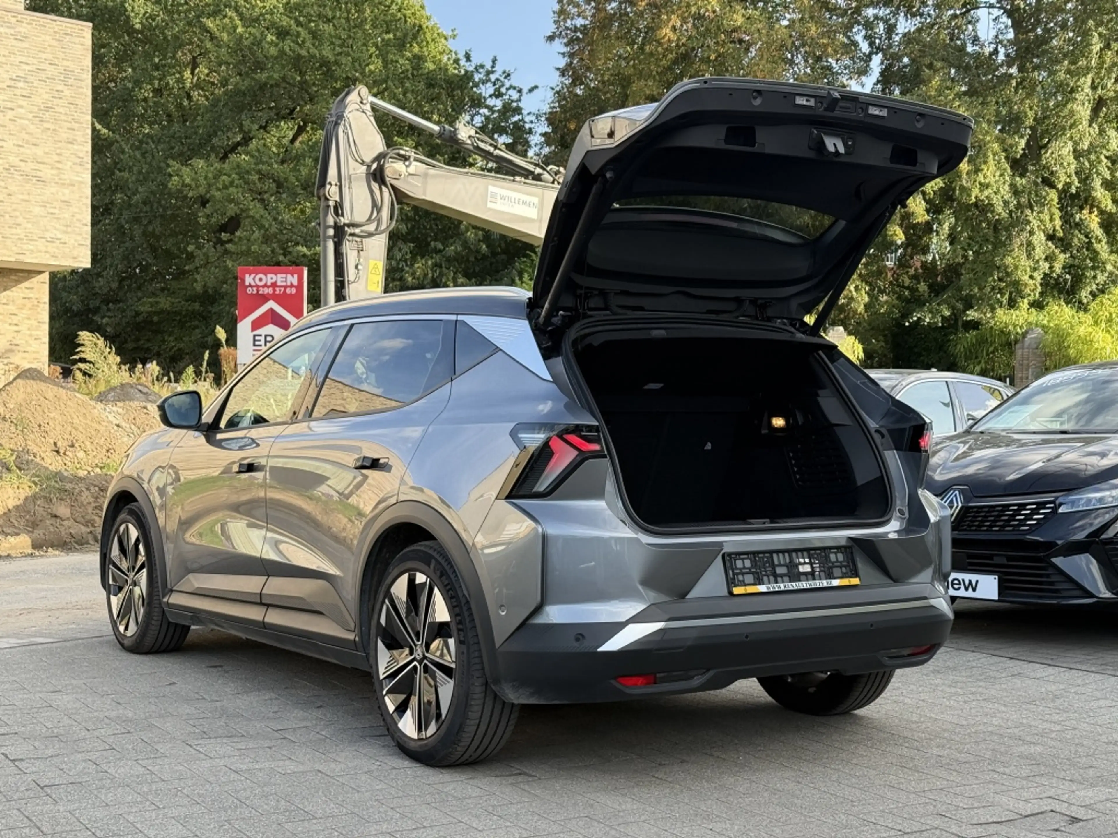 Renault Scenic E-Tech Electric 220 Long Range Techno — photo 5