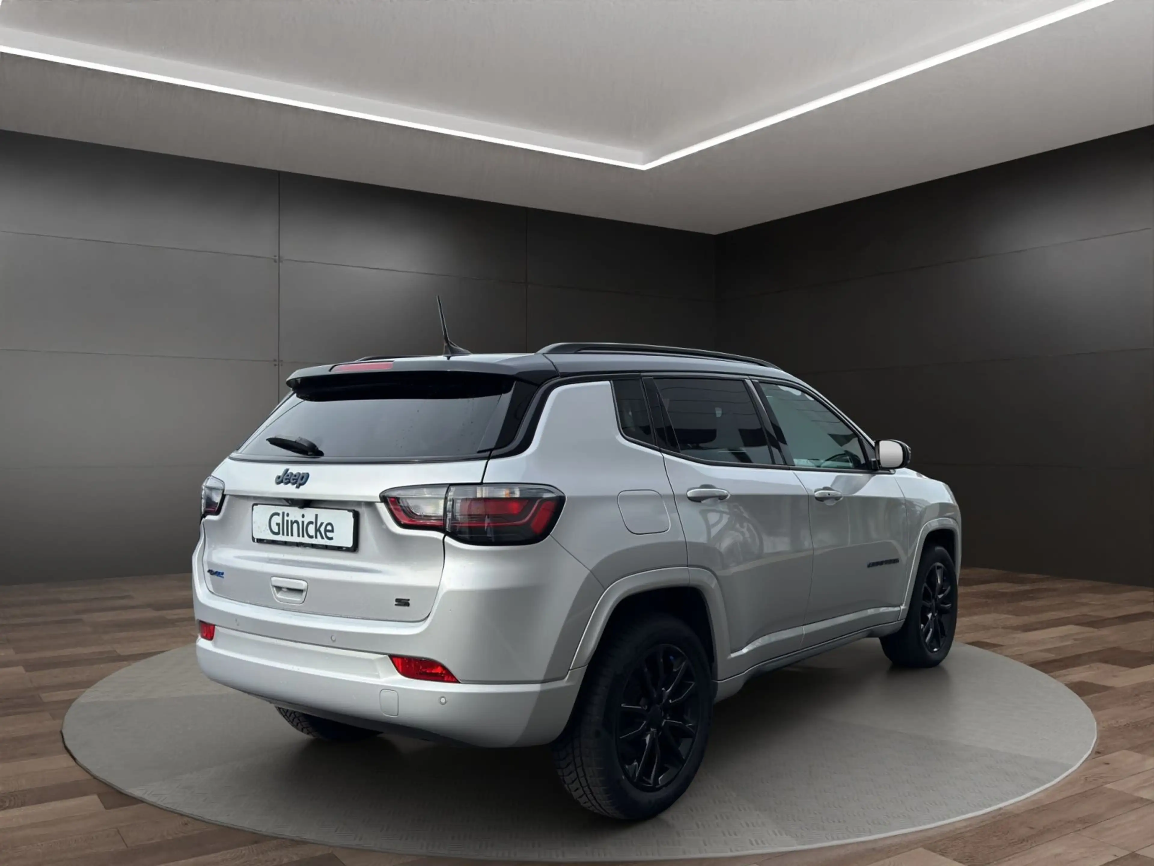 Jeep Compass COMPASS S Plug-In Hybrid MY22 — photo 2