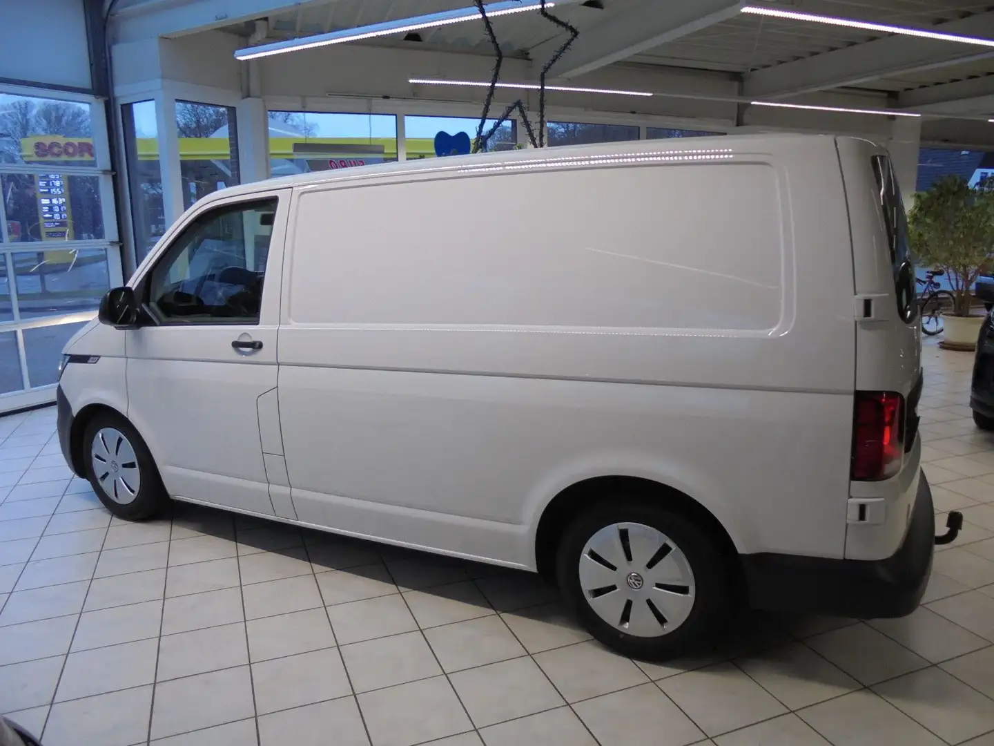 Volkswagen T6 2,0 TDI Kasten/Klima/AHK/Doppelsitz/Flügeltür Weiß - 2