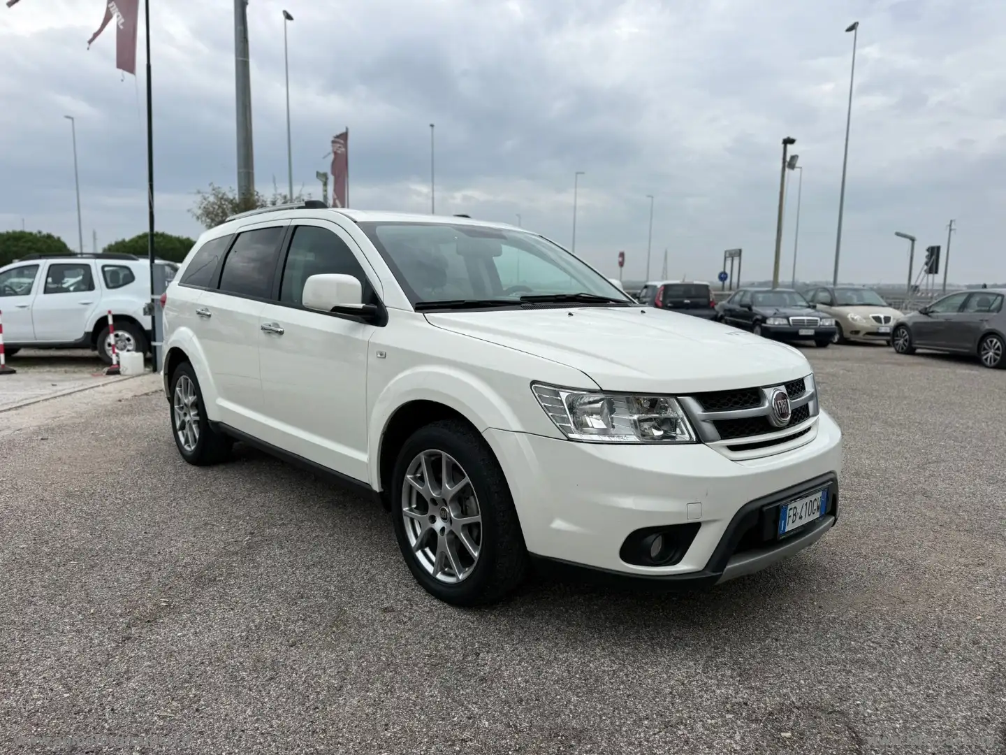 Fiat Freemont 2.0 Mjt 170 CV 4x4 aut. Lounge - 1