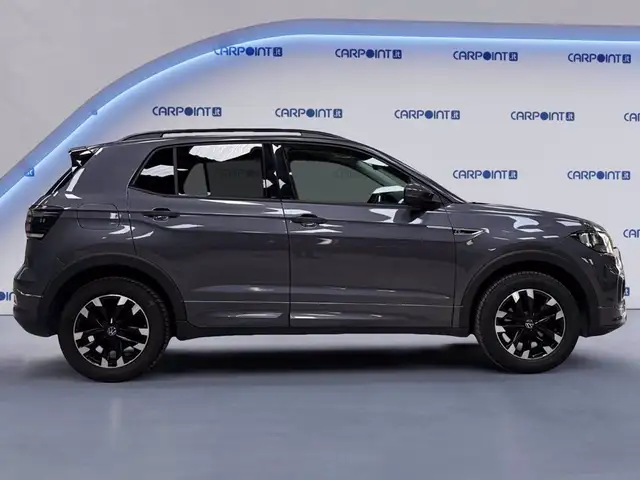 Volkswagen T-Cross view 7