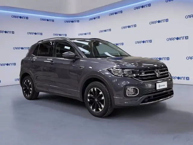 Volkswagen T-Cross view 8
