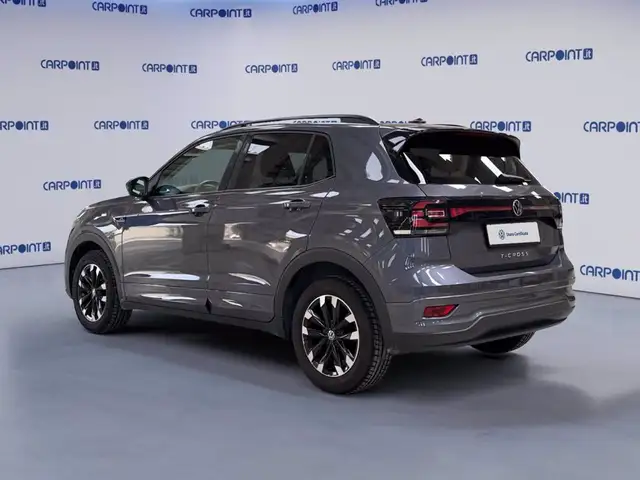Volkswagen T-Cross view 4