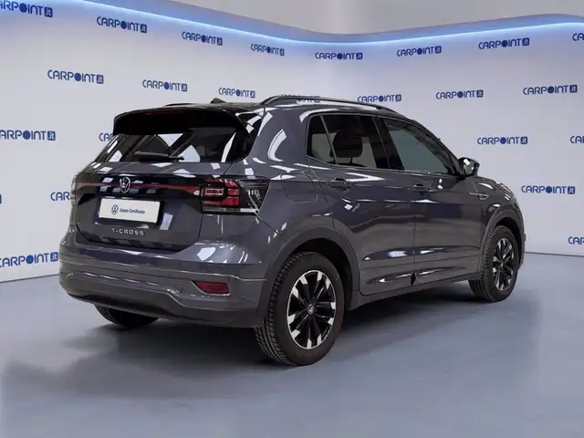Volkswagen T-Cross view 6