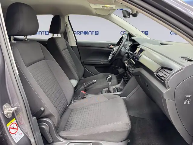 Volkswagen T-Cross view 16