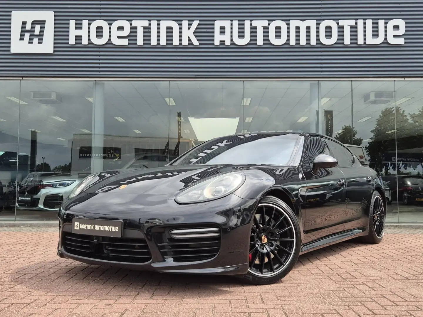 Porsche Panamera 4.8 GTS | Schuifdak | Lucht | Sportuitlaat | Memor Zwart - 1