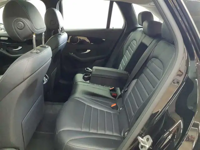 Mercedes-Benz GLC view 14