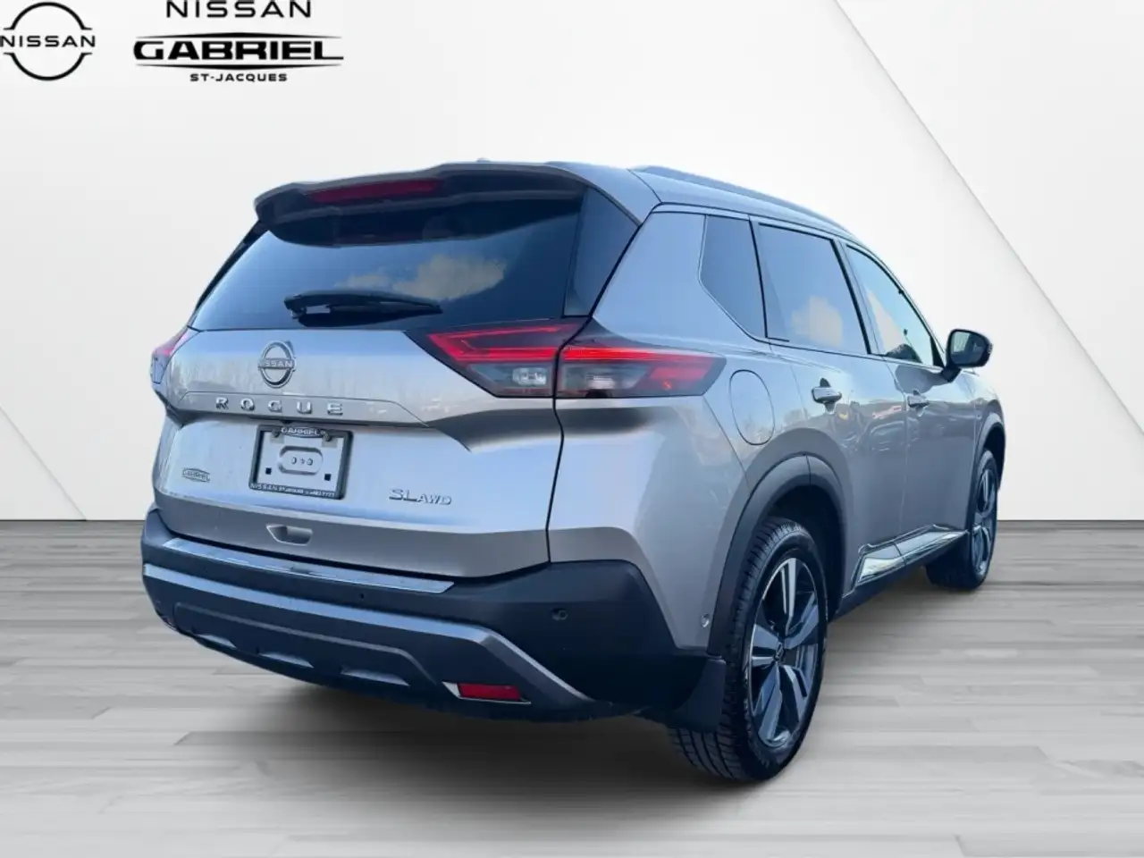 Nissan Rogue снимка Nissan Rogue