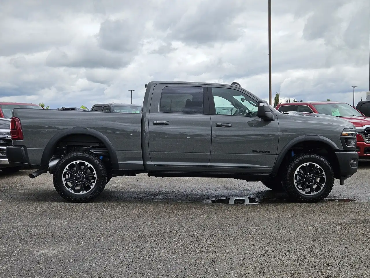 RAM 2500 снимка RAM 2500