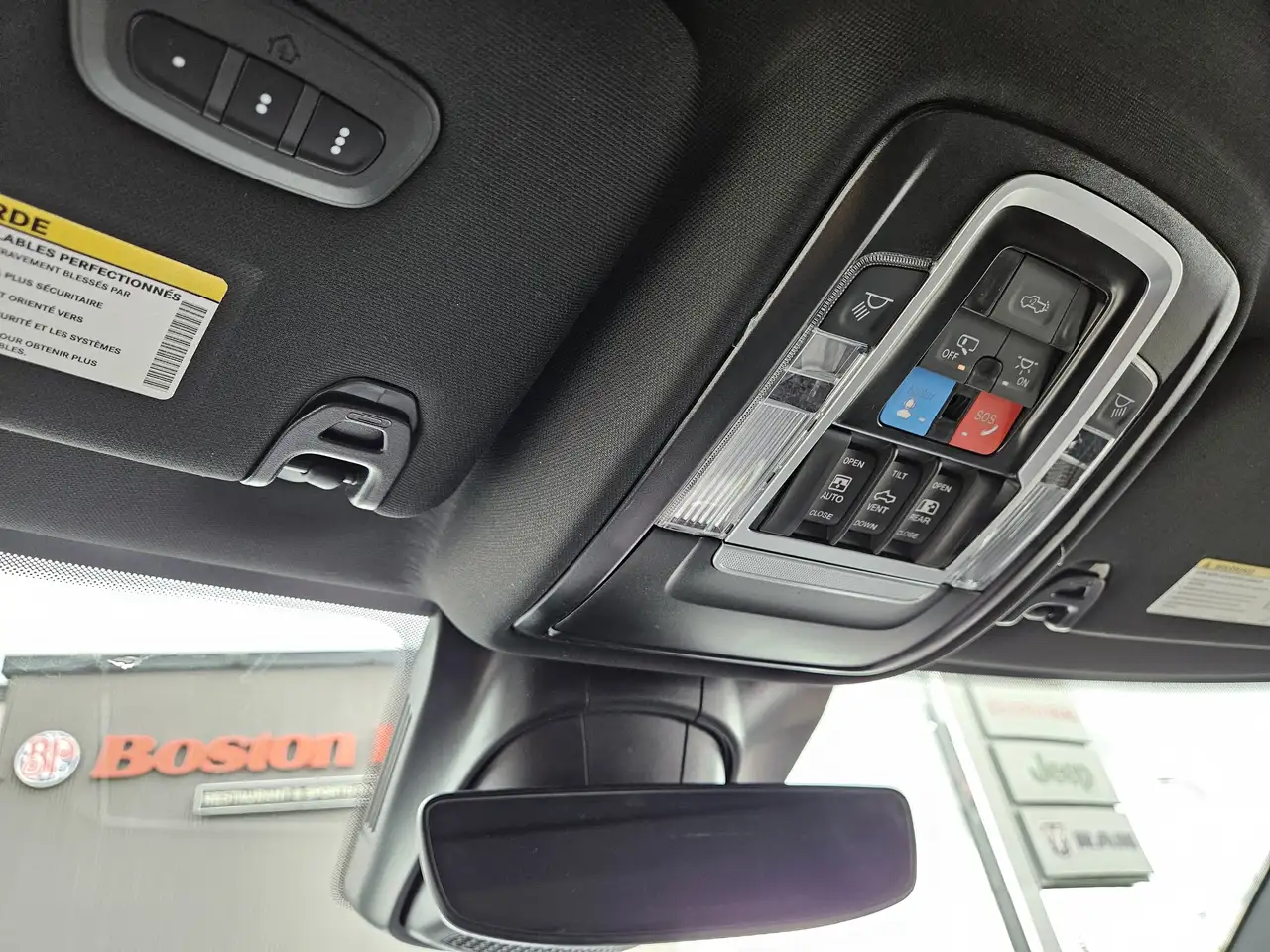 RAM 2500 снимка RAM 2500