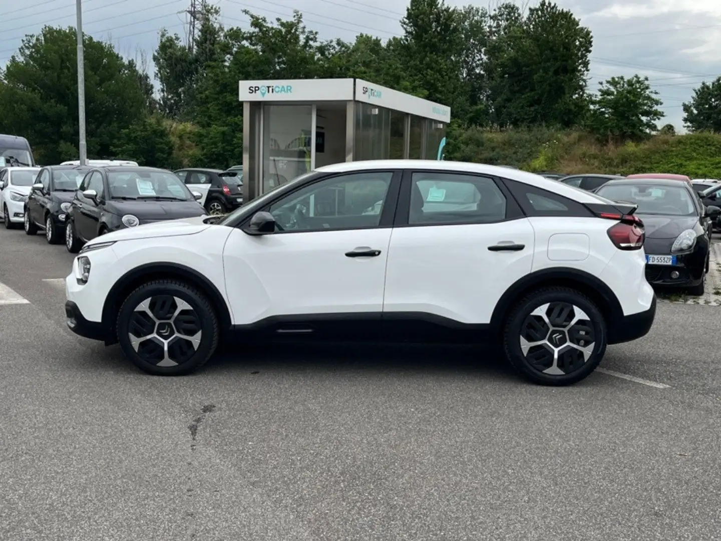 Citroen C4 BlueHDi 130 S&S Feel EAT8 Wit - 2