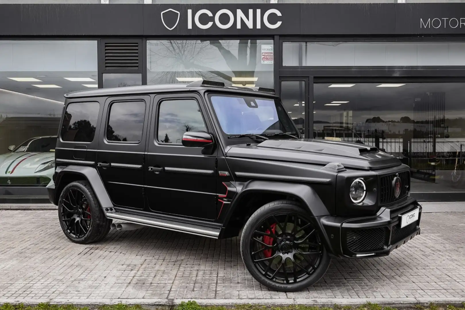 Mercedes-Benz MERCEDES-BENZ Clase G Todoterreno  Automático de Negro - 1