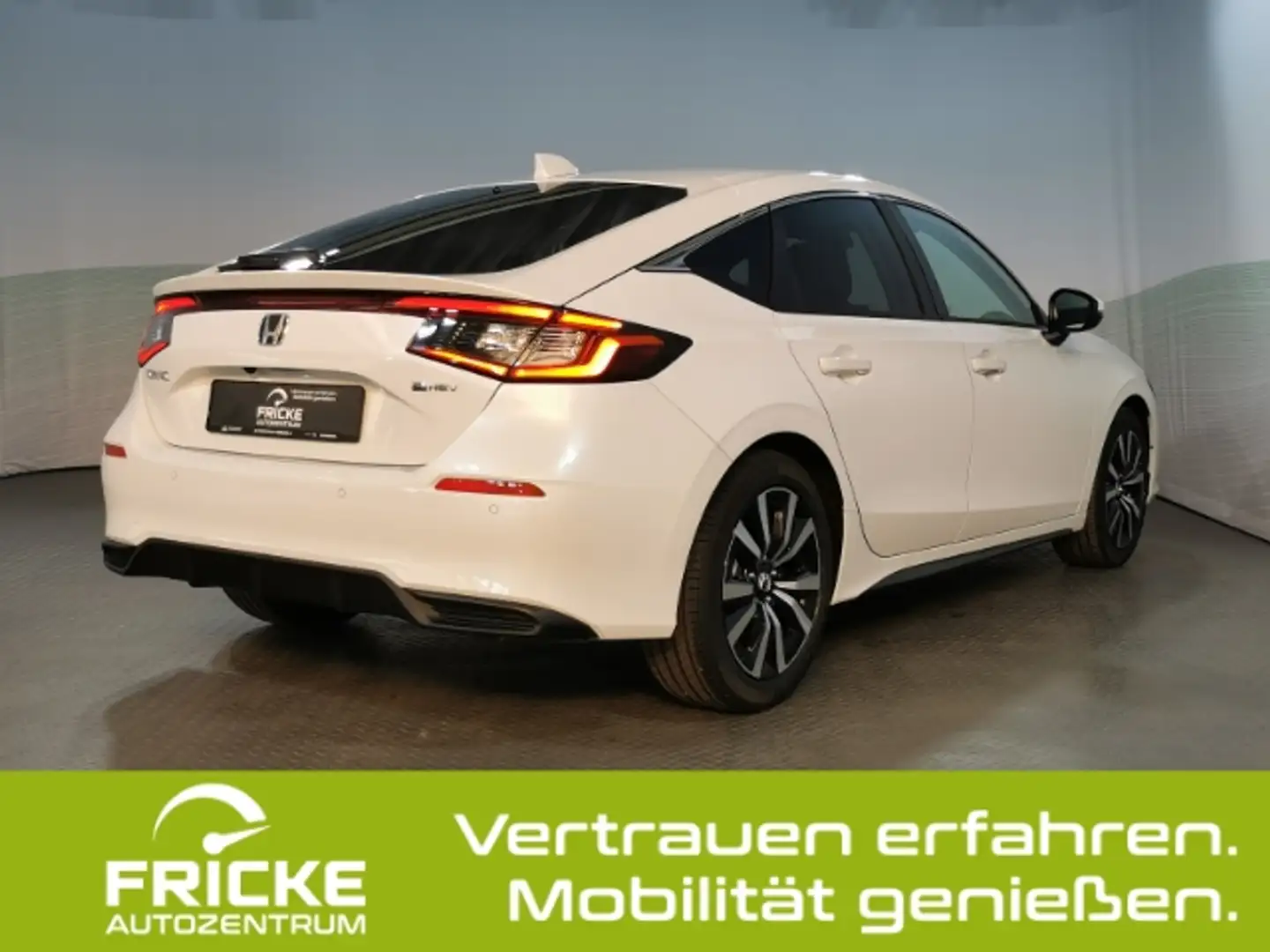 Honda Civic Hybrid Elegance  Automatik+Navi+Sitzheiz.+ACC+Rück Weiß - 2