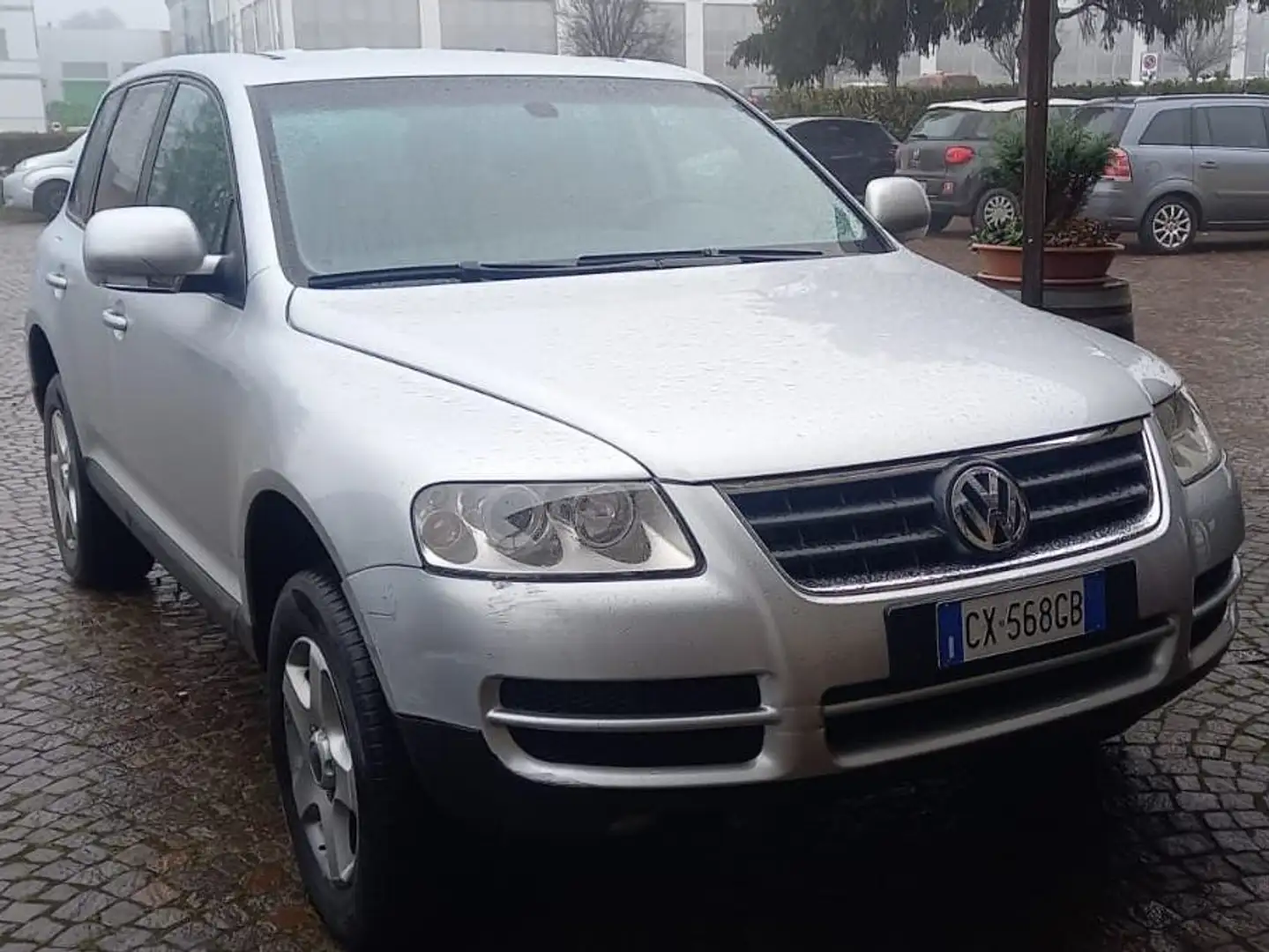 Volkswagen Touareg R5 TDI 174 FAP Carat Szürke - 2