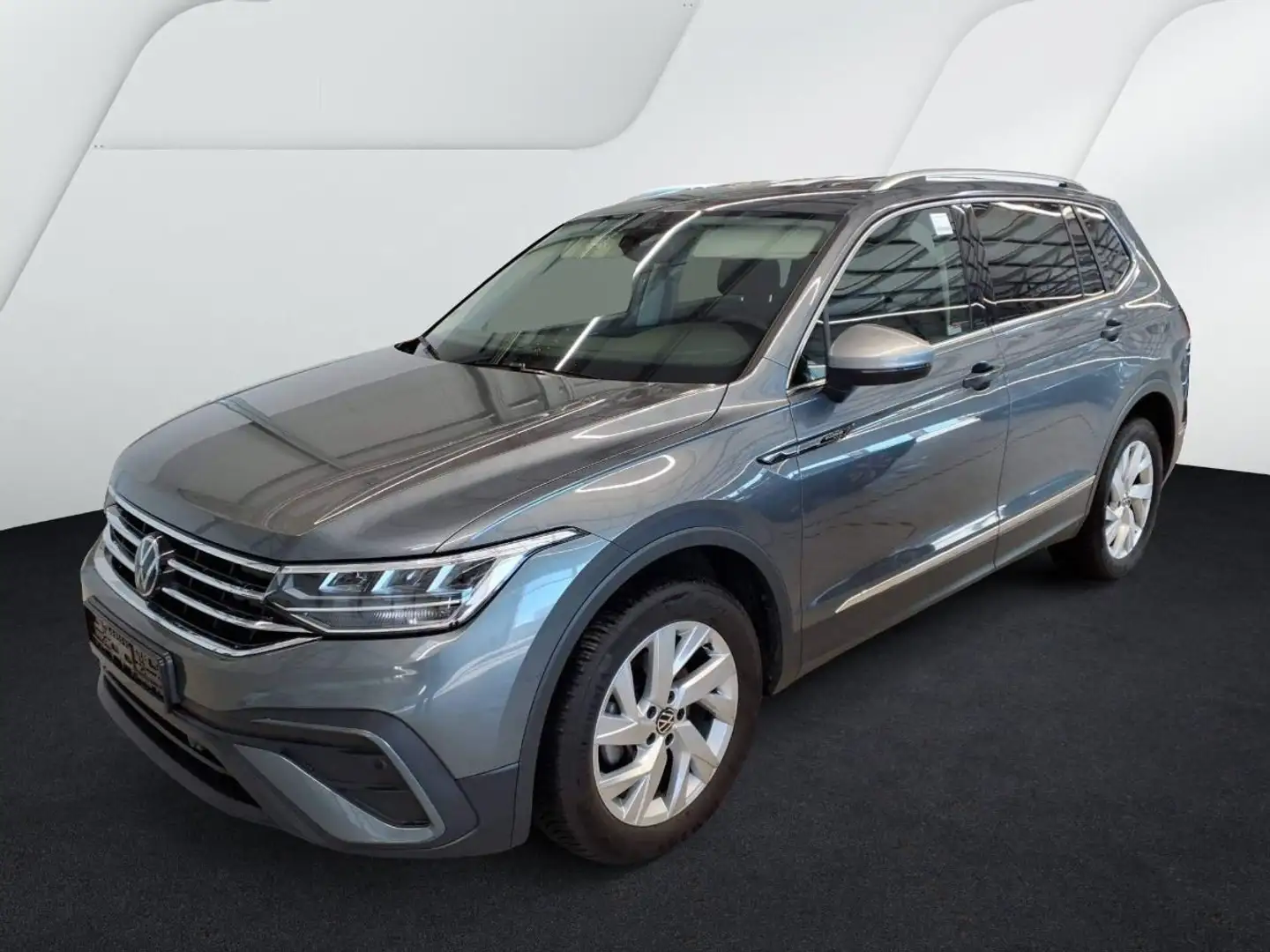 Volkswagen Tiguan Allspace 2.0 TDI Life 7-Sitzer AHK 1,99 % Grau - 2