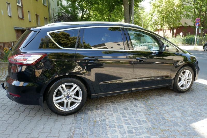 Ford S-Max S-MAX Titanium — photo 4