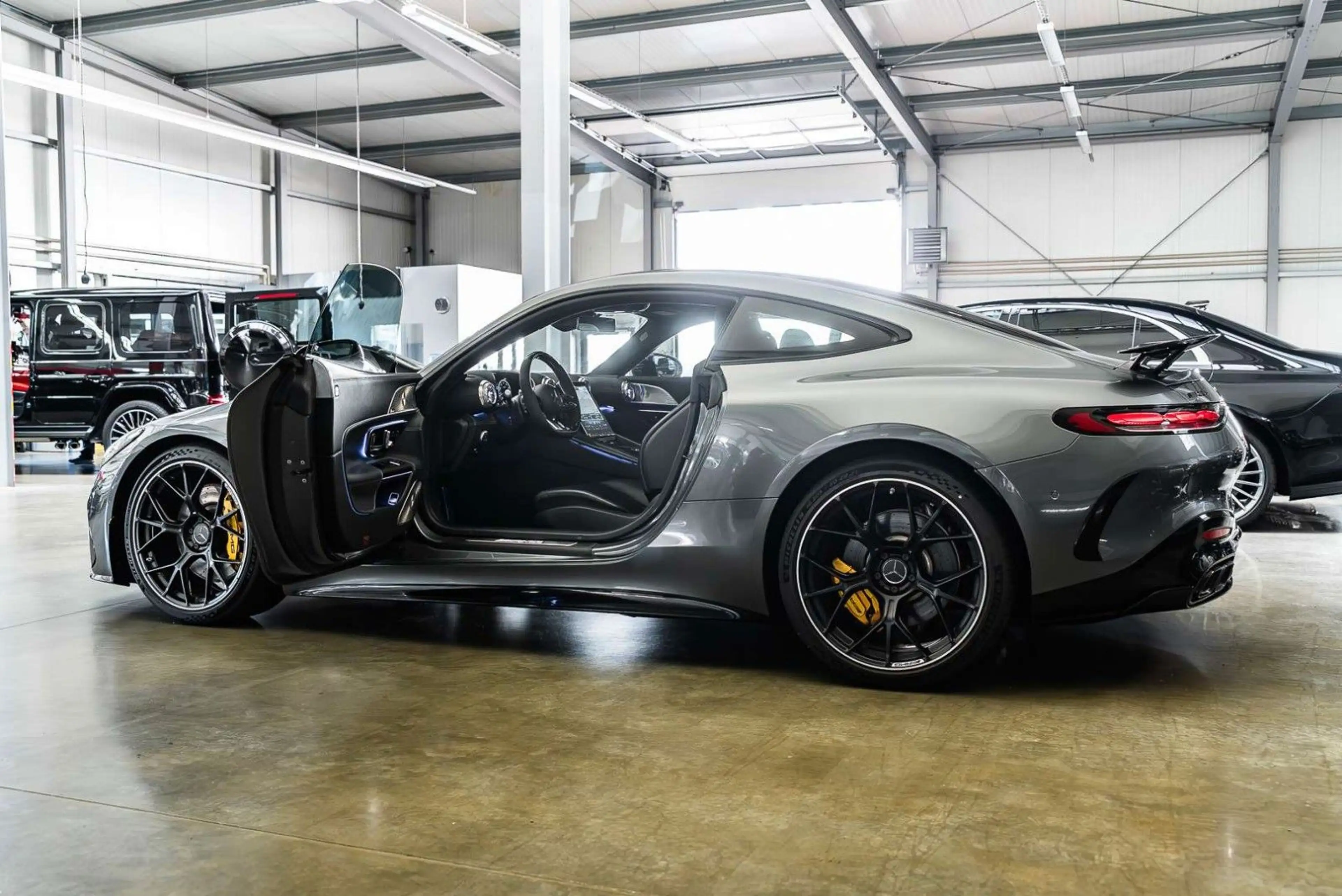 Mercedes-Benz AMG GT 63 4M+ Coupe Premium / Aerodynamik / Lift — photo 17
