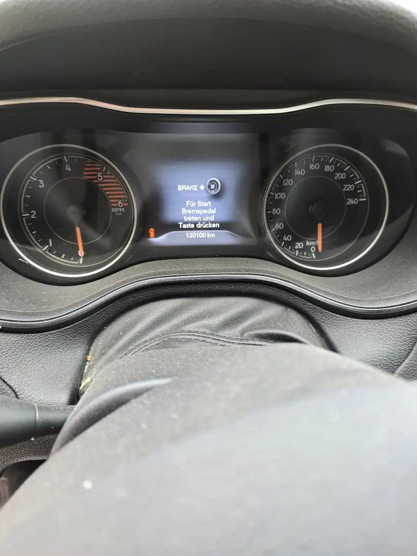 Jeep Cherokee Limited 4WD Schwarz - 2