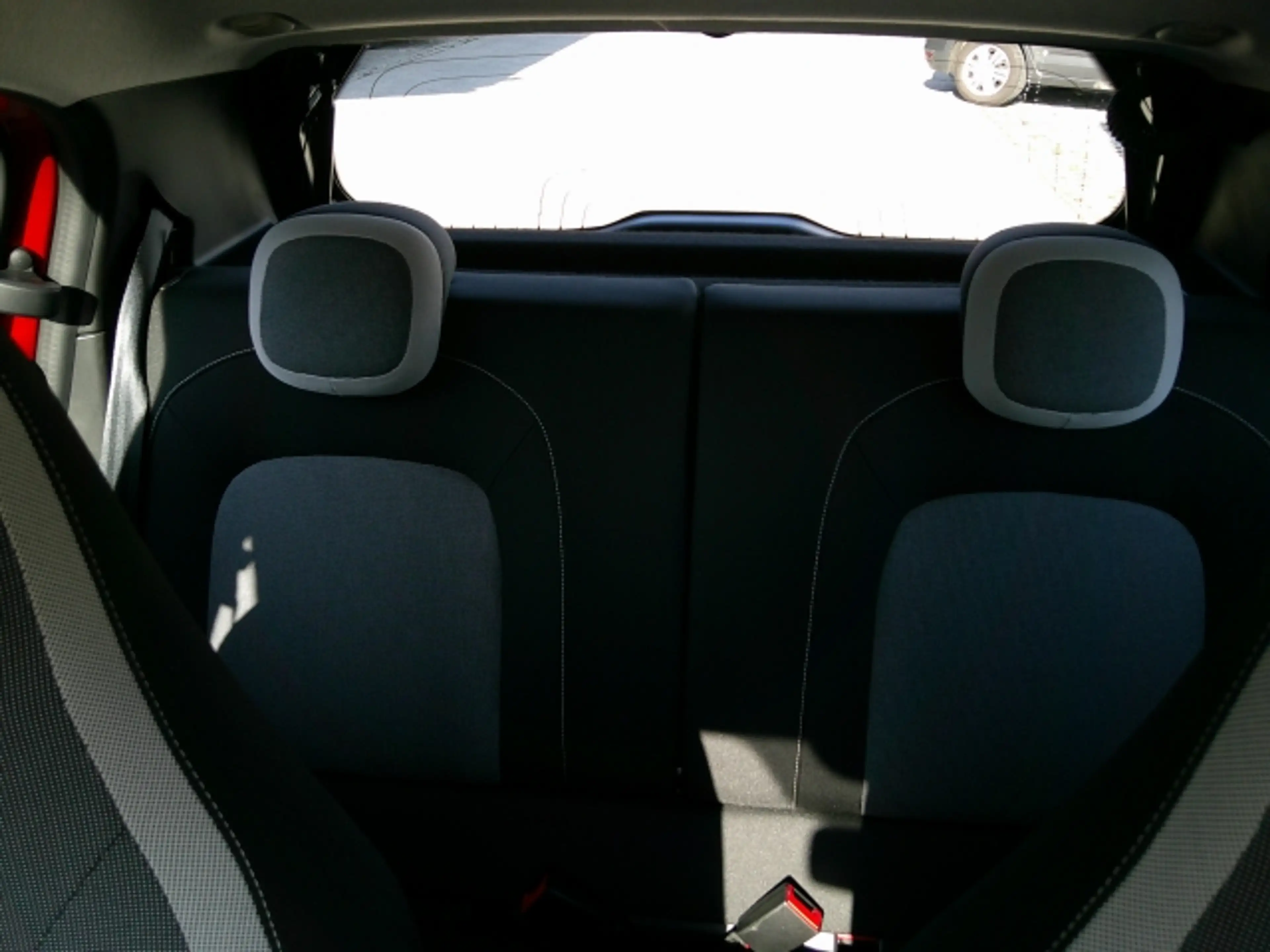Renault Twingo TWINGO 3 ELECTRIC ZEN — photo 15