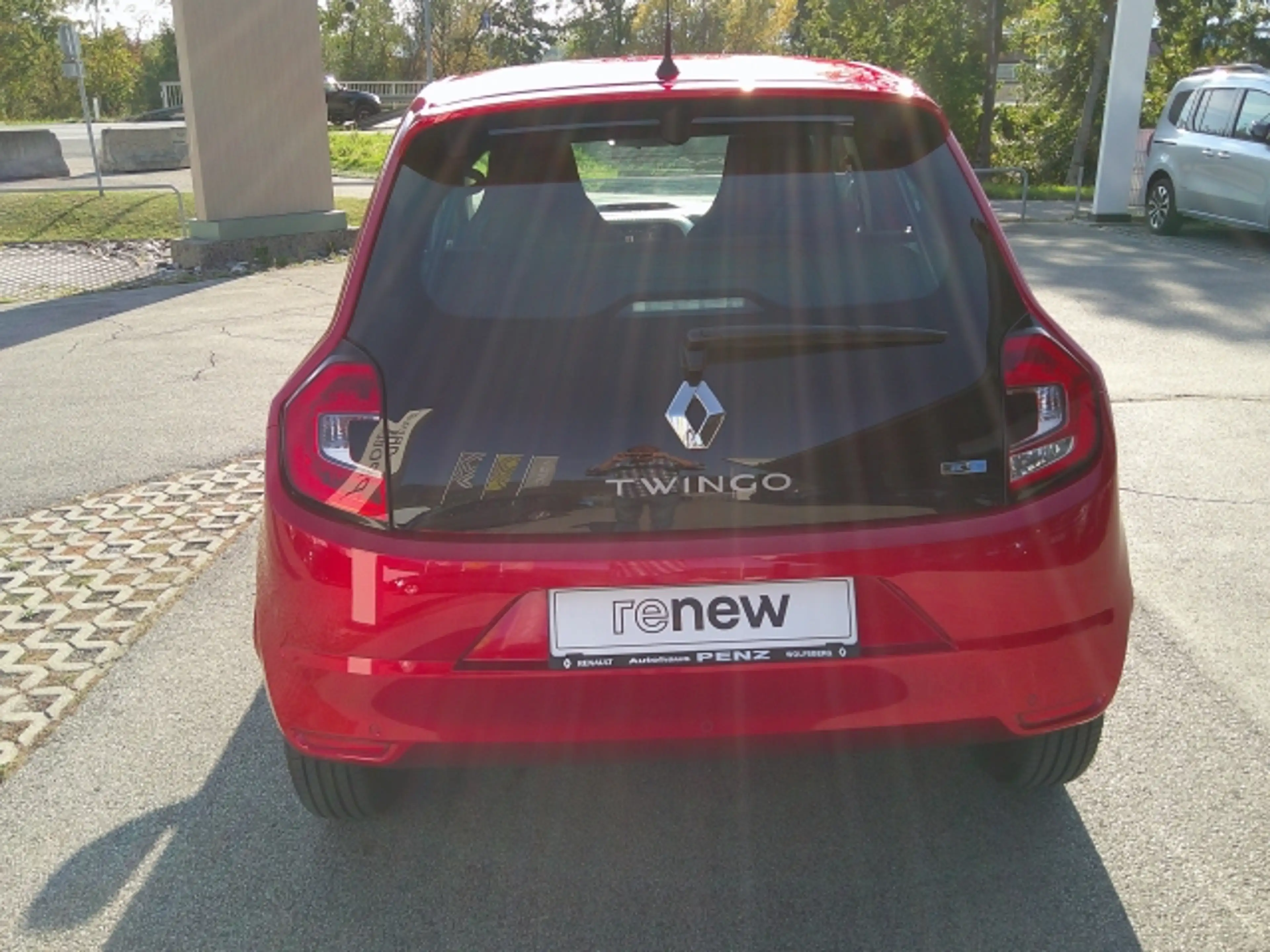 Renault Twingo TWINGO 3 ELECTRIC ZEN — photo 6