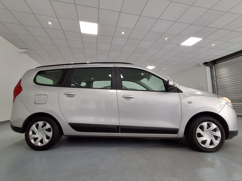 Dacia Lodgy Laureate/Klima/PDC/1HD/HU Neu/Allwetterrei — photo 8