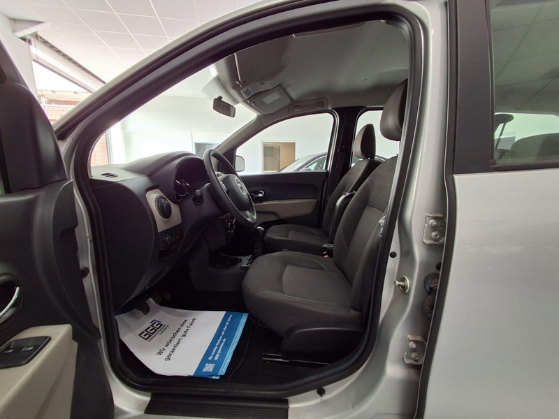 Dacia Lodgy Laureate/Klima/PDC/1HD/HU Neu/Allwetterrei — photo 12