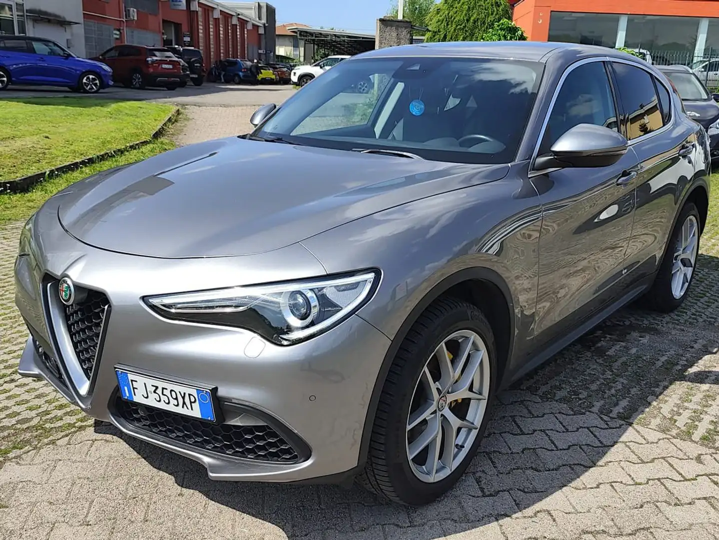 Alfa Romeo Stelvio Stelvio 2.0 t First Edition Q4 280cv auto Grigio - 1