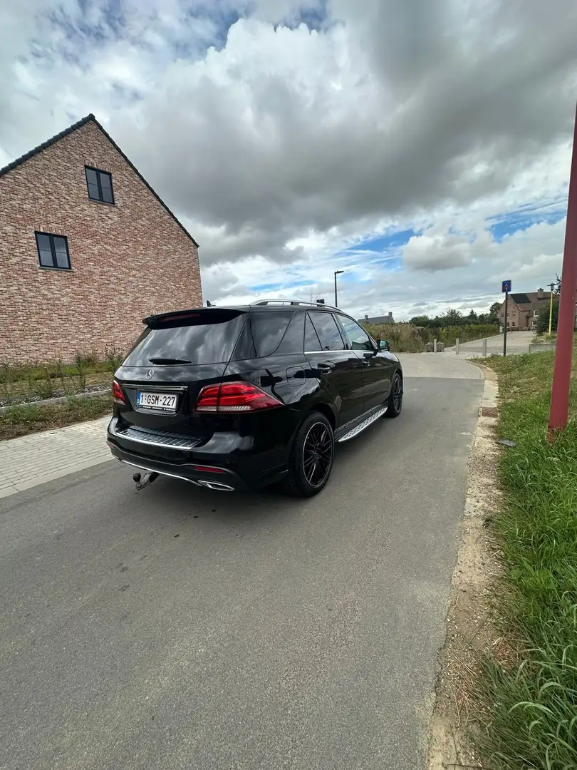 Mercedes-Benz GLE 250 GLE 250 d 4Matic 9G-TRONIC AMG Line Fekete - 2