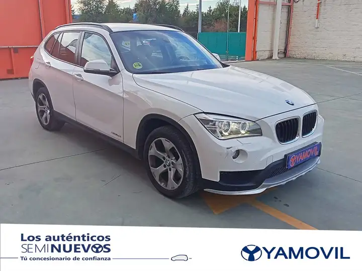 BMW X1 sDrive 18dA (E84) 2014, foto 3