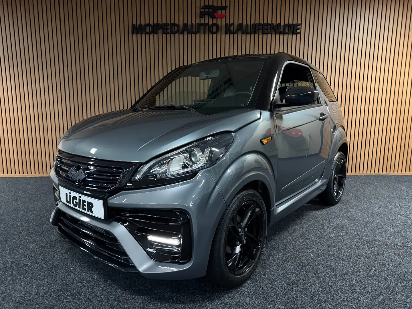 Ligier JS 50 JS66 Sport / Servo / Lift tablet / 8 PS DCI Motor - 2