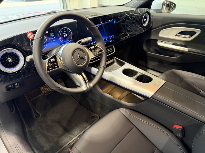 Mercedes-Benz CLA 180 Coupé CLA — photo 10