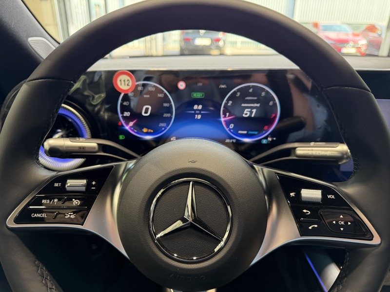 Mercedes-Benz CLA 180 Coupé CLA — photo 13