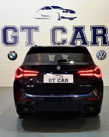 BMW X3 view 8