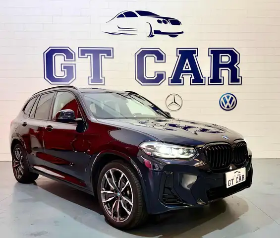 BMW X3 view 3