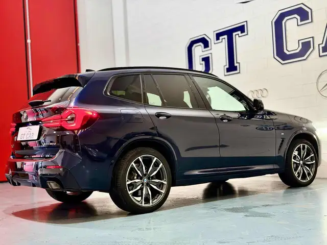 BMW X3 view 6