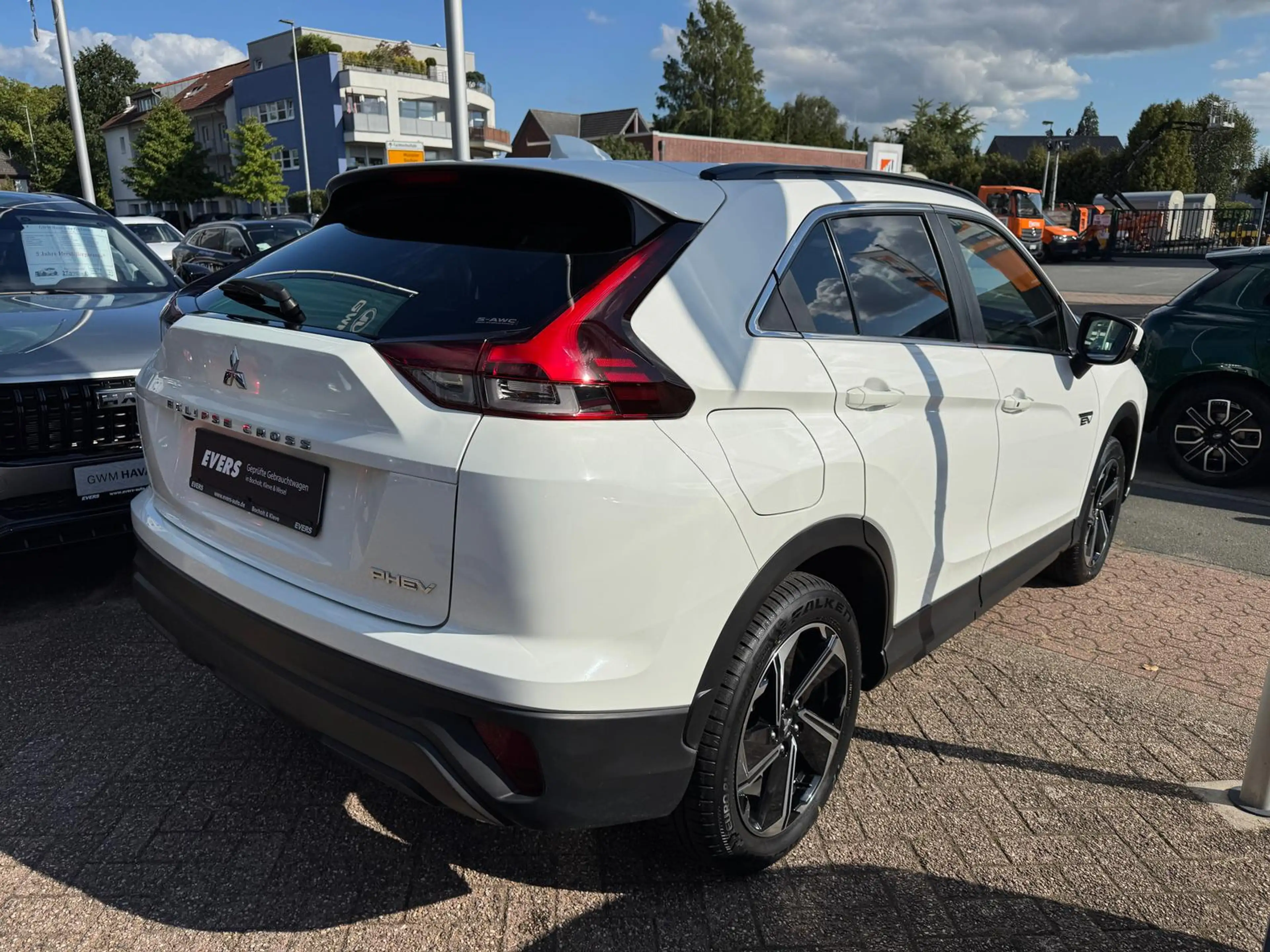 Mitsubishi Eclipse Cross PHEV Basis*Klima *DAB *SHZ *Kamera — photo 5
