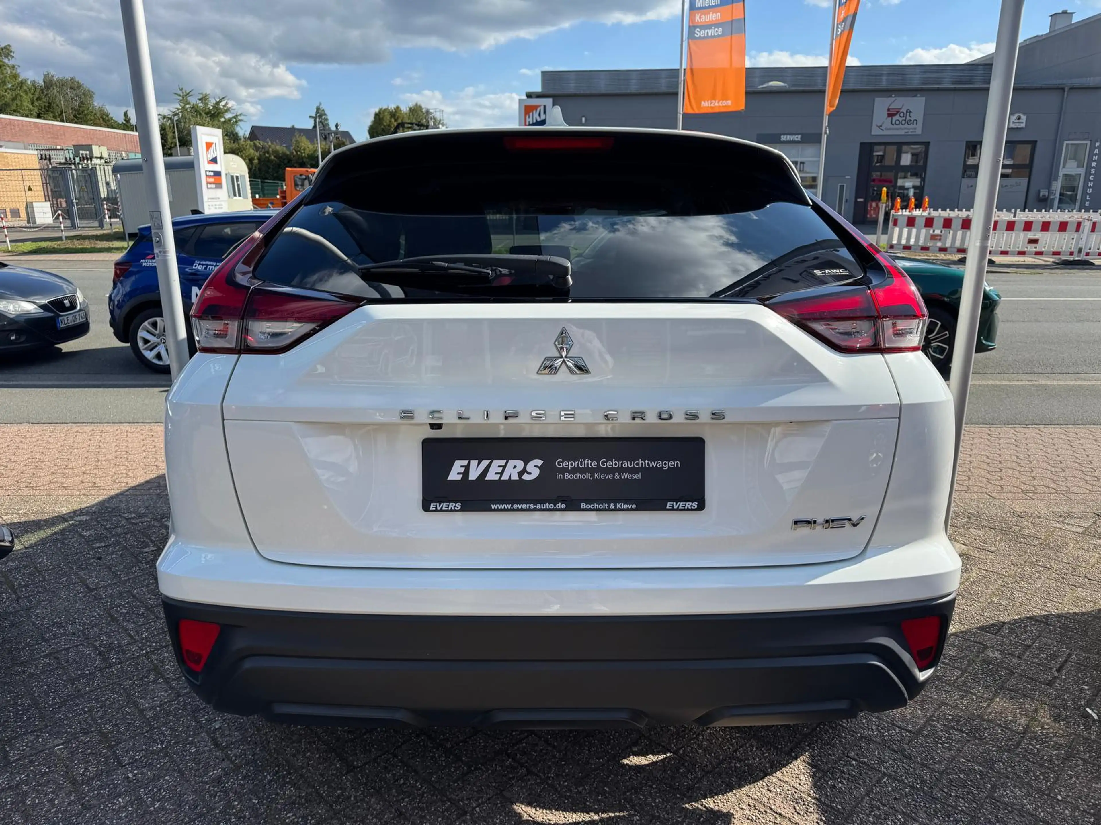 Mitsubishi Eclipse Cross PHEV Basis*Klima *DAB *SHZ *Kamera — photo 6
