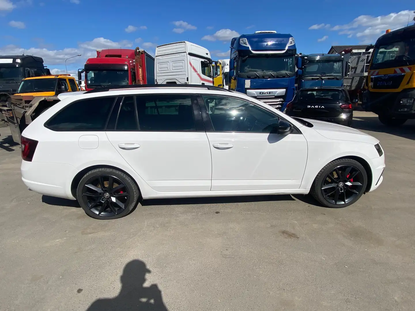 Skoda Octavia Skoda Octavia VRS Kombi 2.0 TDI*ACC/PDC/LED/1.Hand - 2