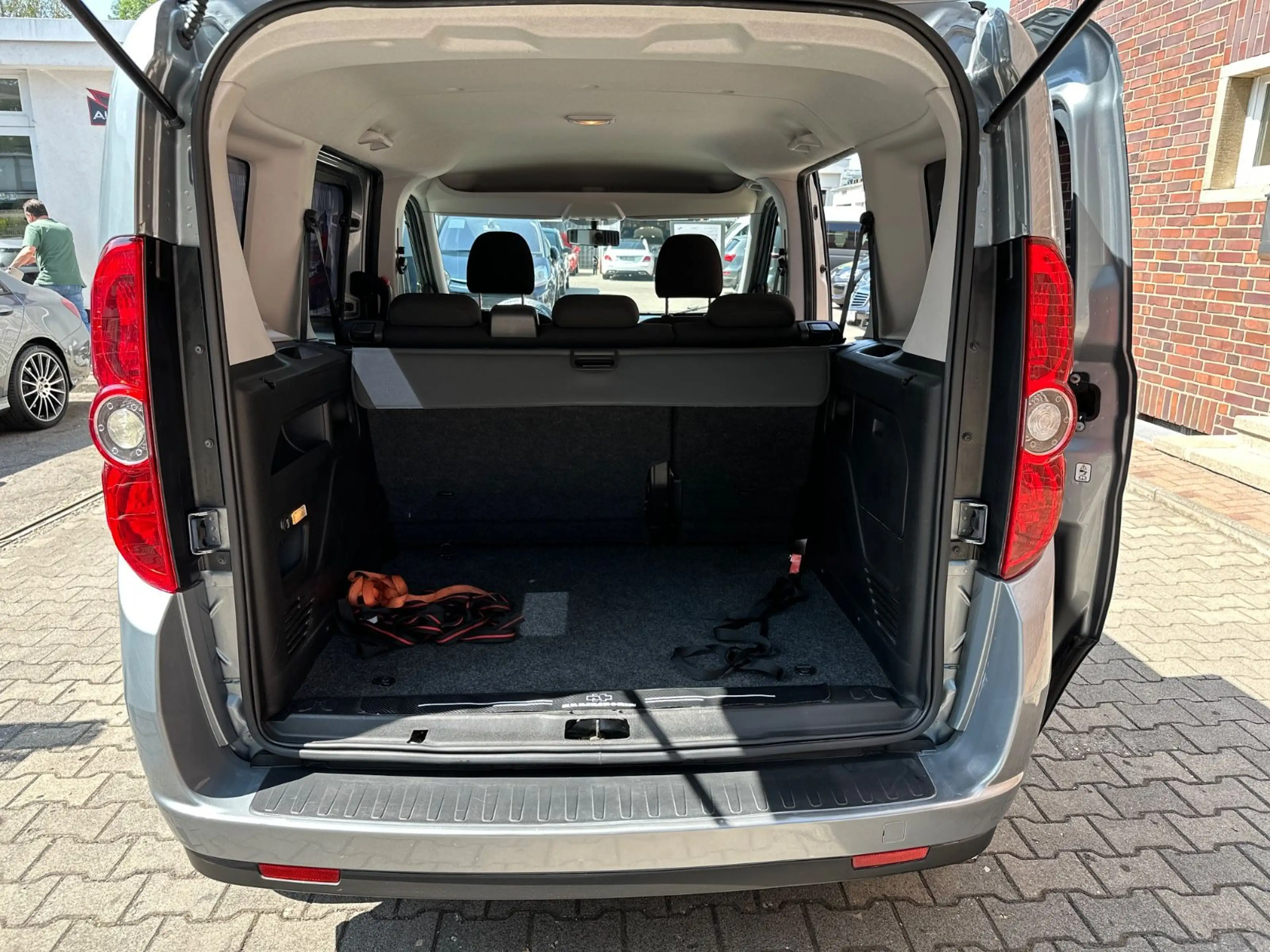 Fiat Doblo Doblò Dynamic*KLIMA*GARANTIE* — photo 13