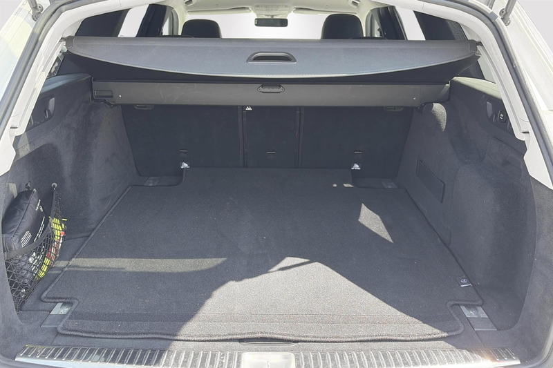 Mercedes-Benz E 220 Break E 220d 143kW — photo 10
