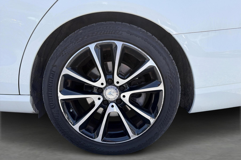 Mercedes-Benz E 220 Break E 220d 143kW — photo 8