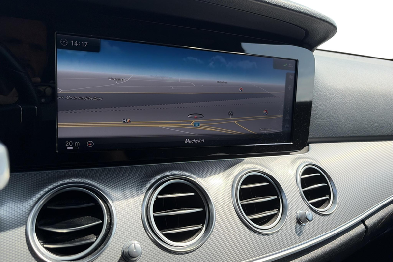 Mercedes-Benz E 220 Break E 220d 143kW — photo 13