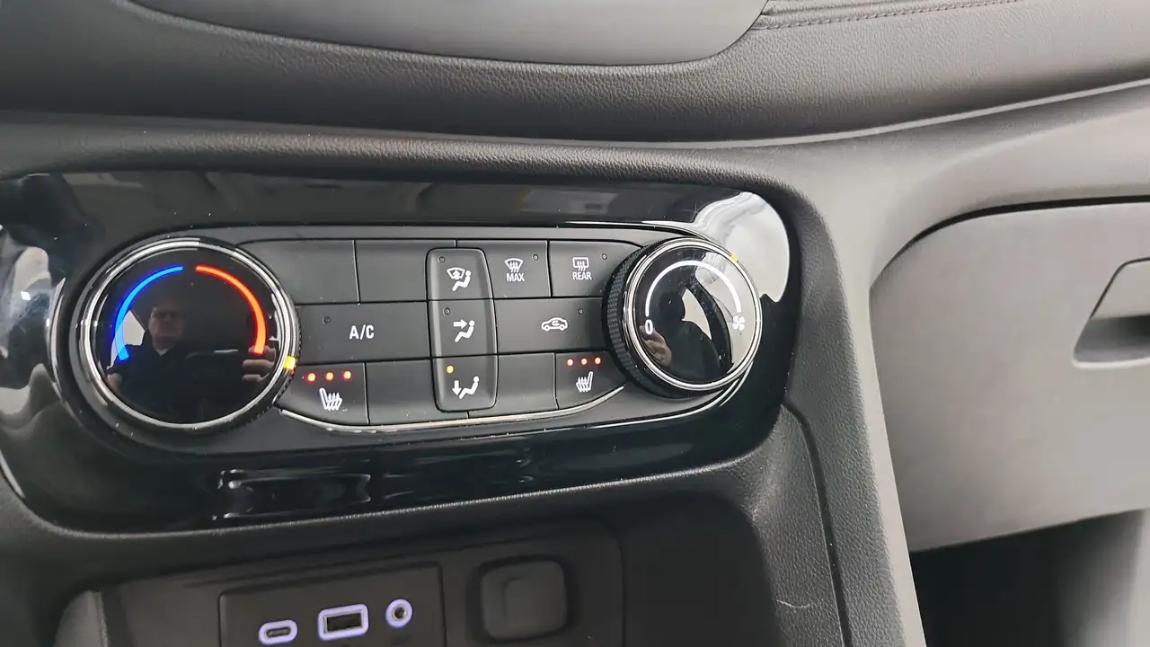 Buick Encore снимка Buick Encore