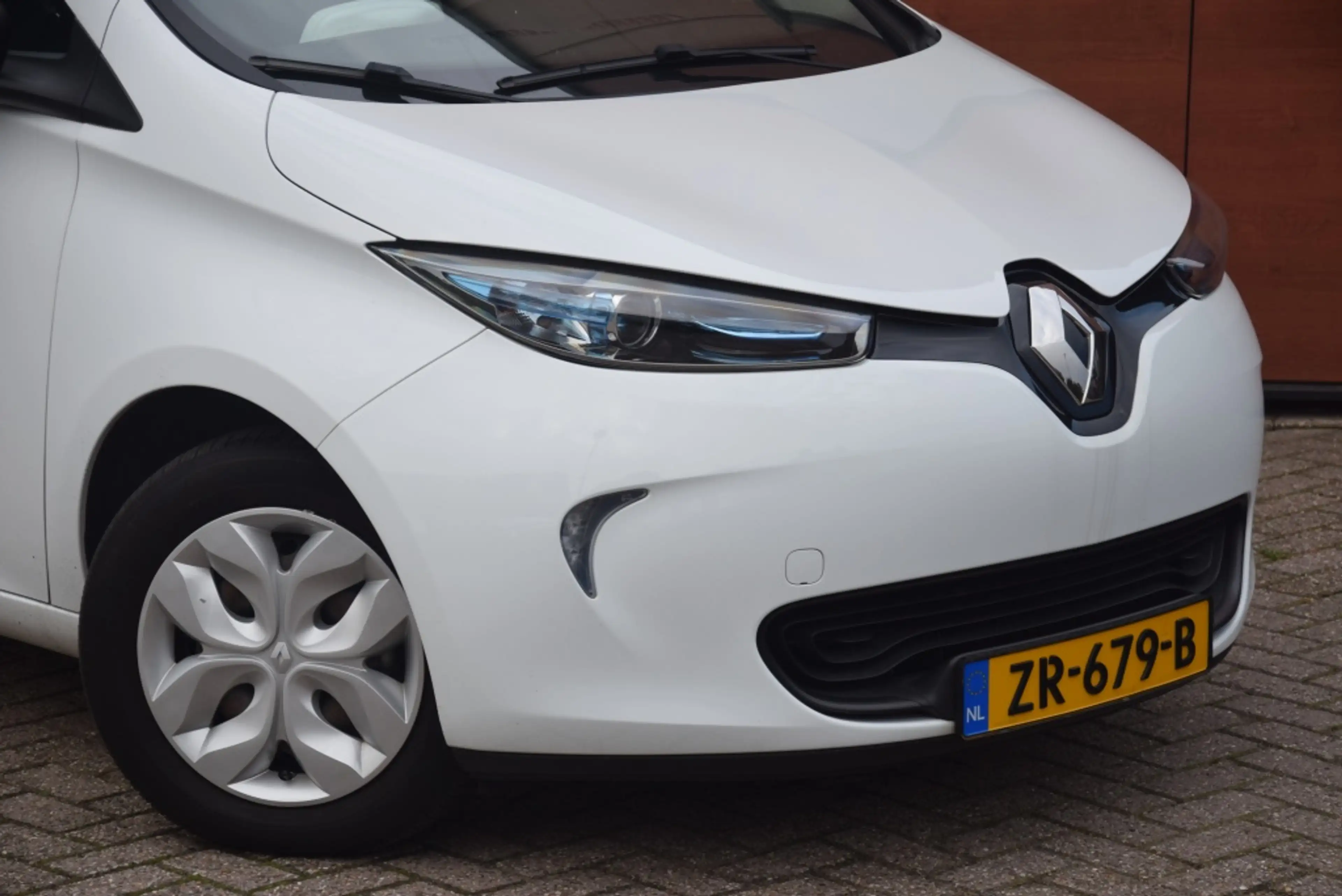 Renault ZOE R90 Life 41kWh SOH91%/Koopaccu/Keyless/Carplay — photo 3