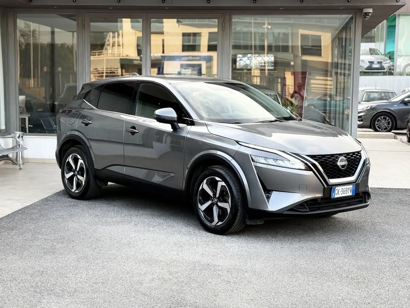 Nissan Qashqai 1.3 MHEV 158CV Xtronic E6 *PROMO* - 2022 Gris - 1