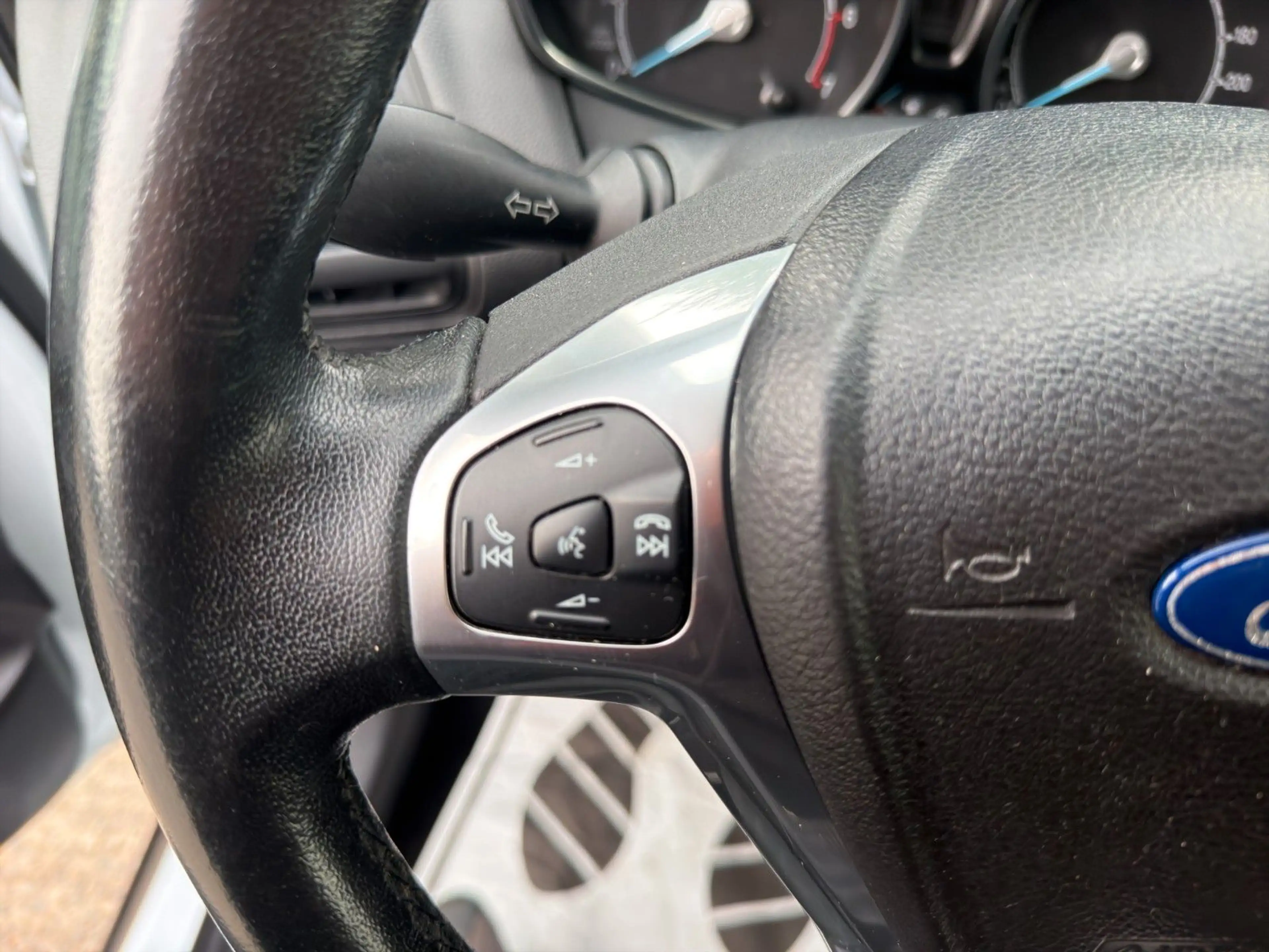 Ford B-Max Trend Zahnriemen Service TÜV NEU — photo 14