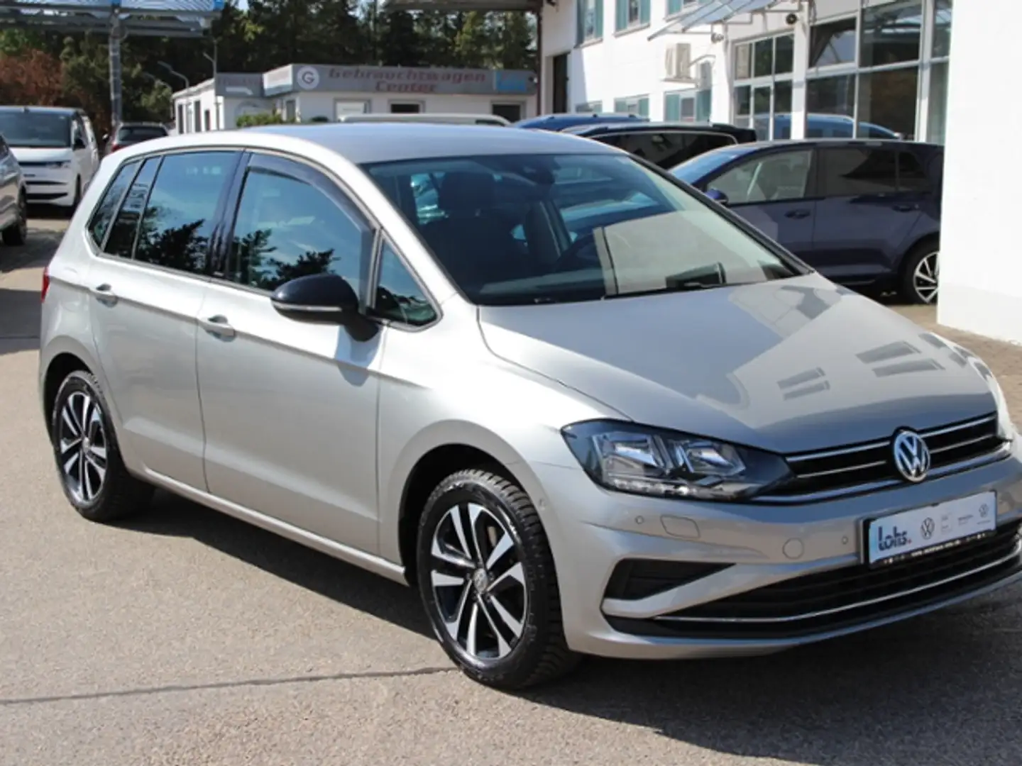 Volkswagen Golf Sportsvan IQ.Drive Tiptronic KLIMA NAVI ALU Silber - 2