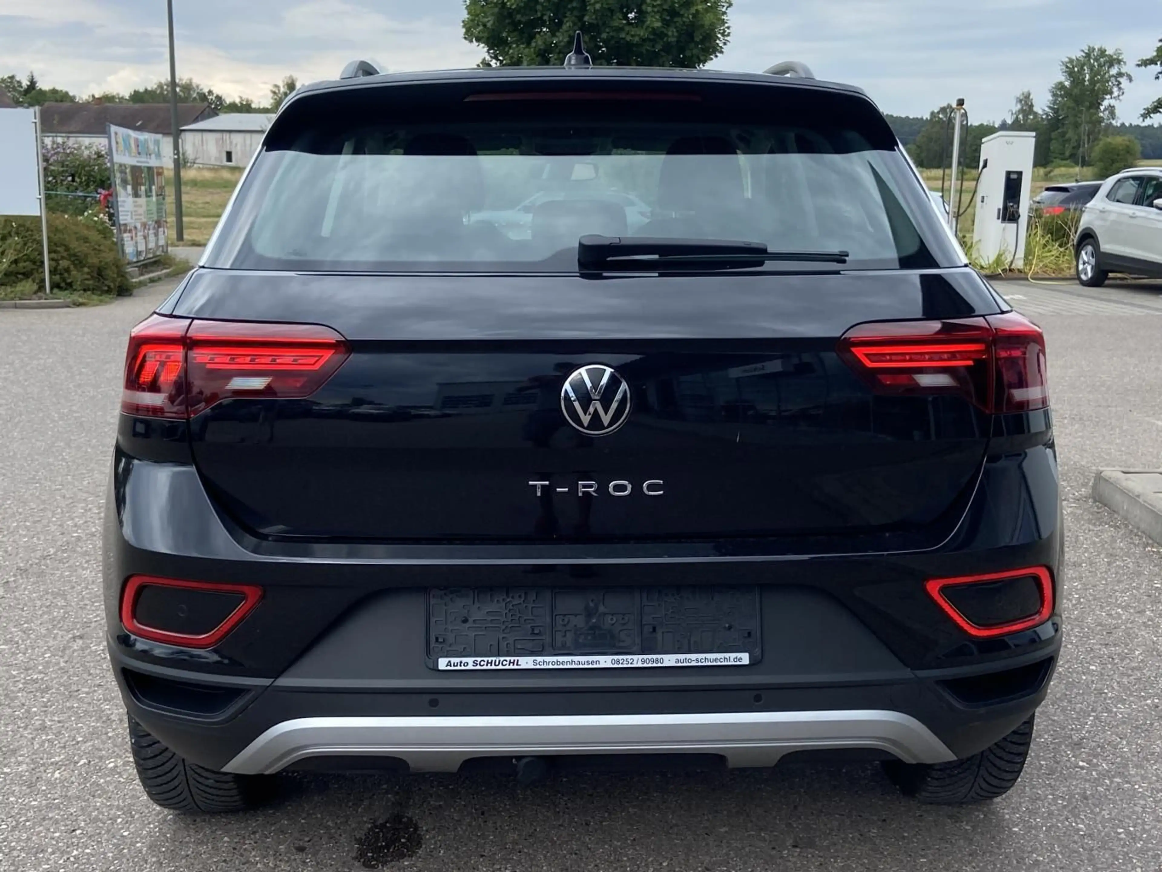 Volkswagen T-Roc 1.5 TSI DSG LIFE AHK+APP-CONNECT+VIRTUAL-C — photo 4