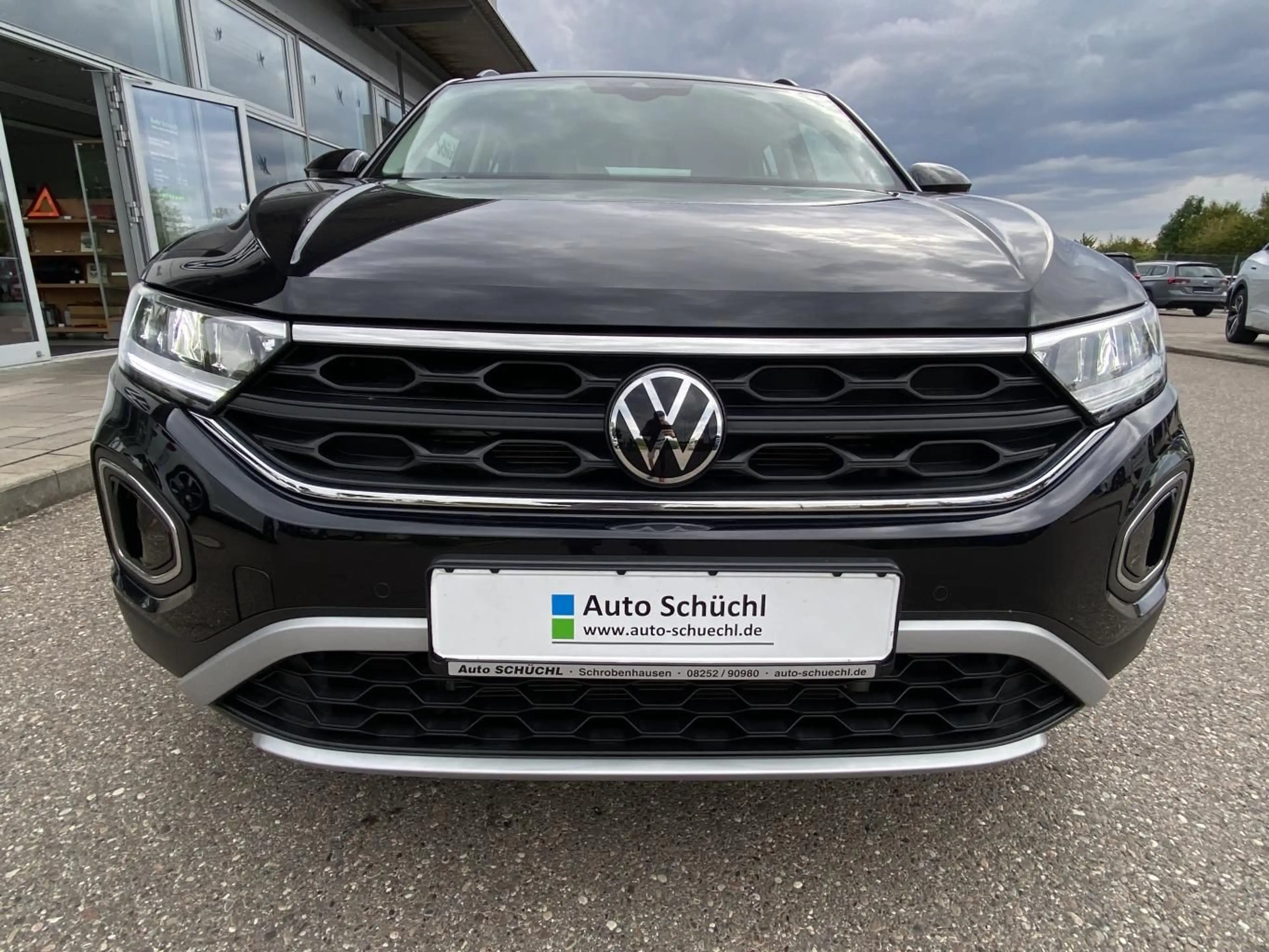 Volkswagen T-Roc 1.5 TSI DSG LIFE AHK+APP-CONNECT+VIRTUAL-C — photo 7